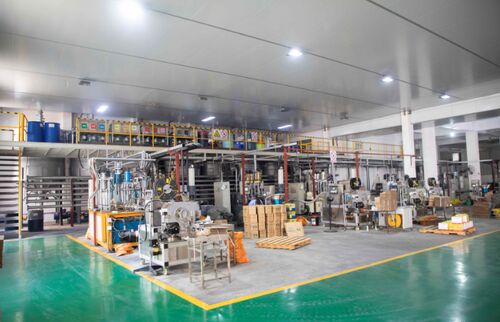 최신 회사 블로그 What common problems usually occur when using silicone sealant?